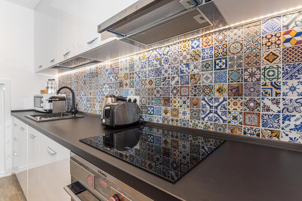 פויאנה ברשוב Splendor 3 Bedroom Flat In Silver Mountain מראה חיצוני תמונה