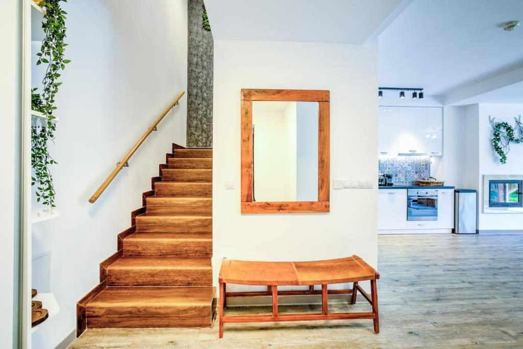 פויאנה ברשוב Splendor 3 Bedroom Flat In Silver Mountain מראה חיצוני תמונה